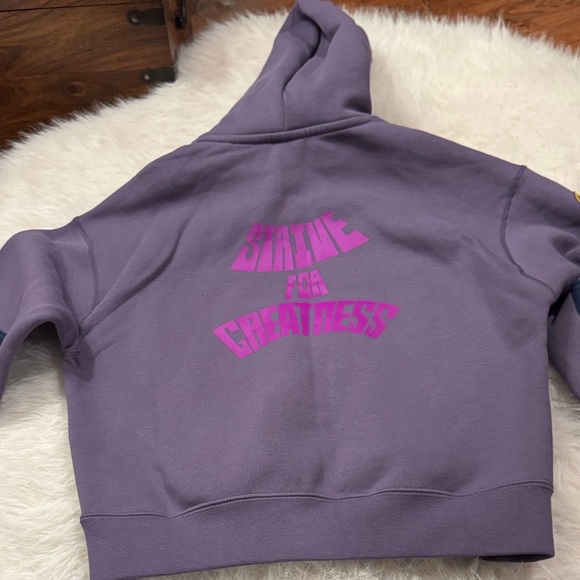 Nike LeBron James Boys Size S Hoodie with Embroidered Logo NWT - Picture 4 of 7